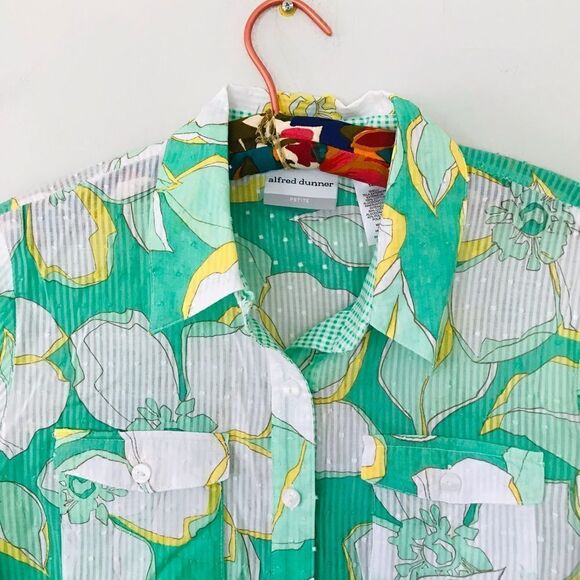 Alfred Dunner | womens floral tropical button up top - Picture 2 of 7